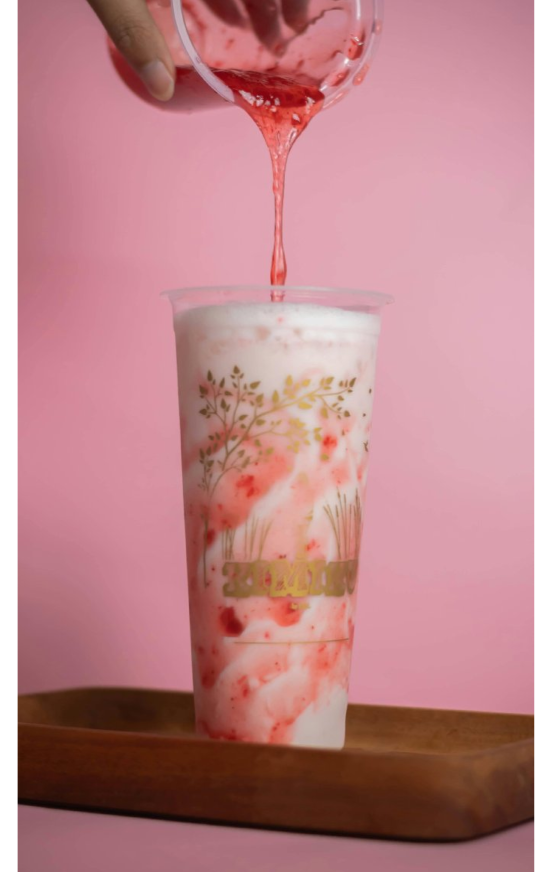 Café-Style Strawberry Milk