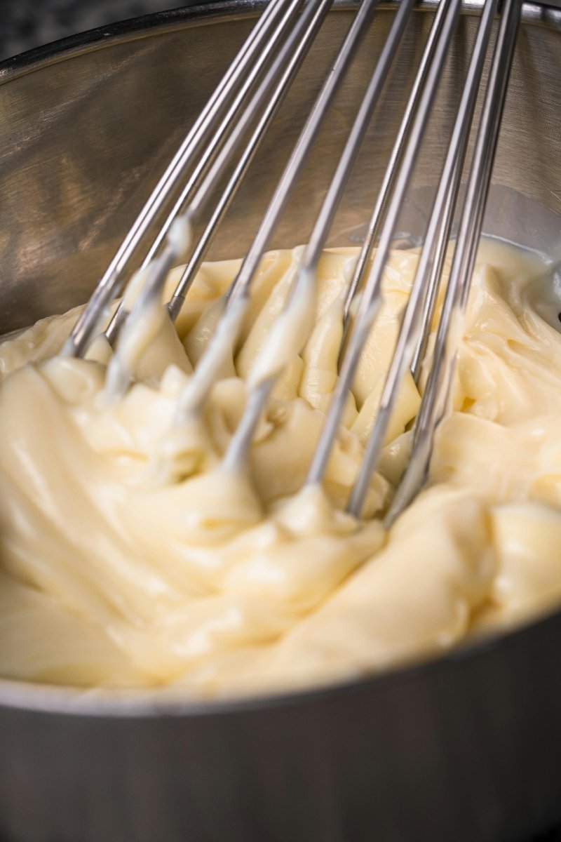 Mousseline Sauce (Whipped Cream Hollandaise)