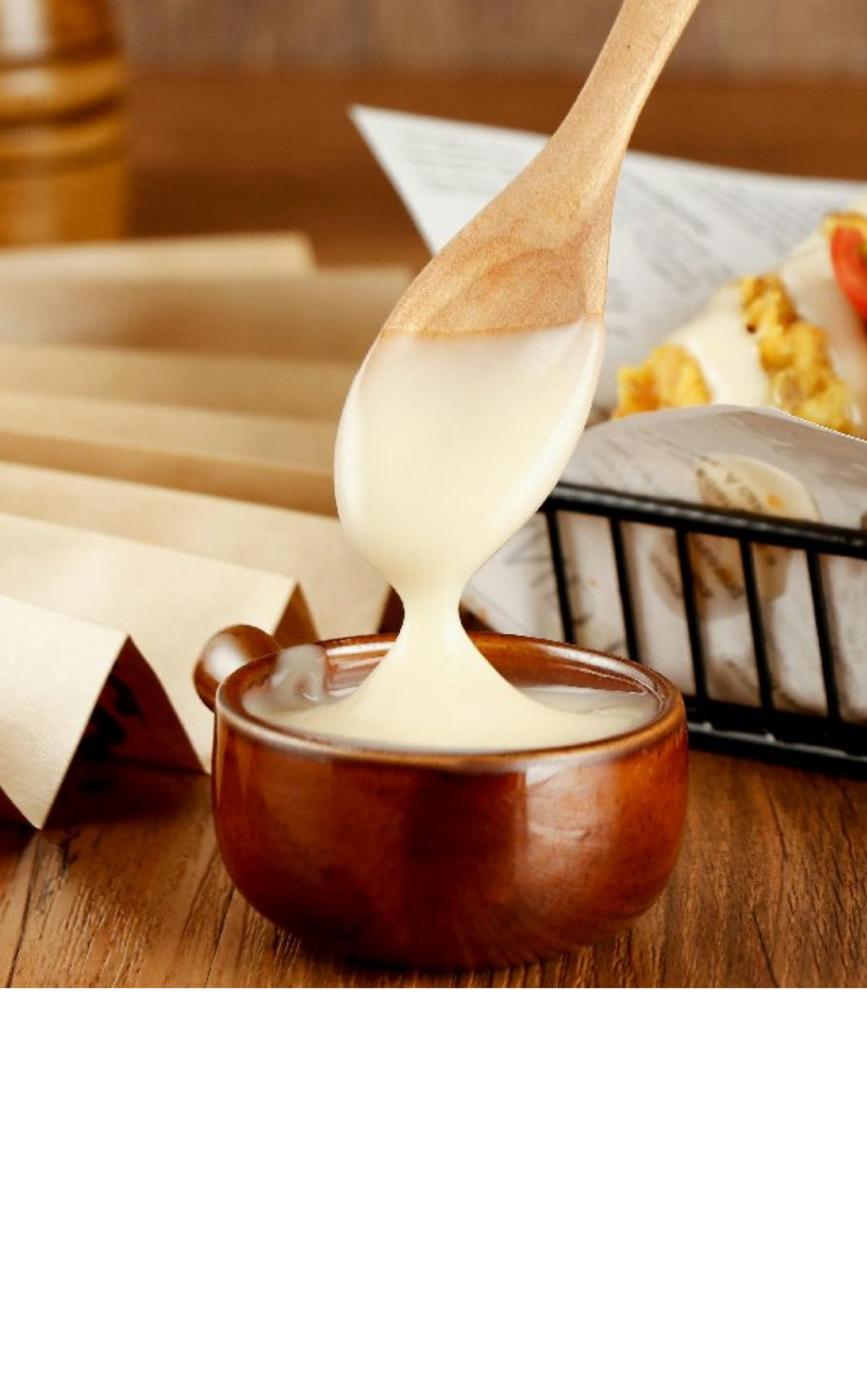Crème Sauce (Cream-Enhanced Béchamel)
